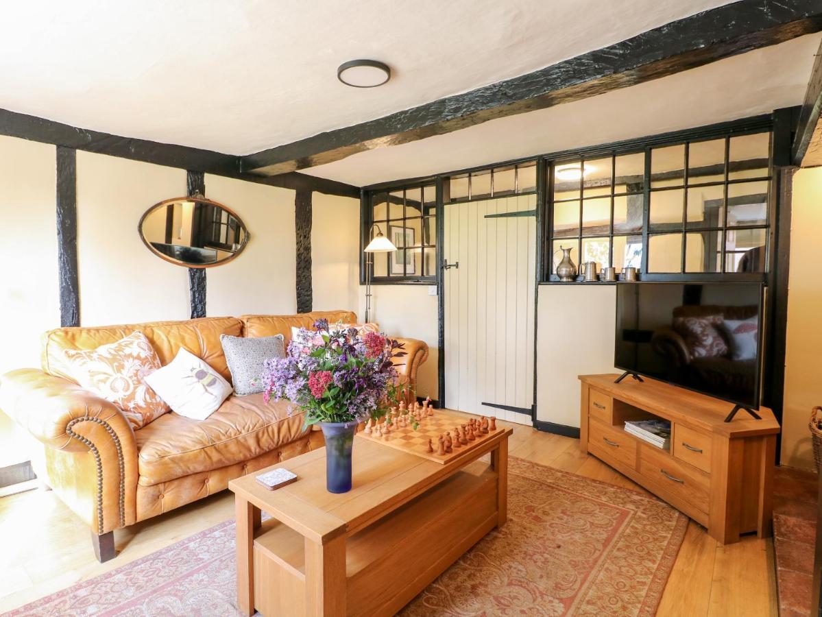 Bluebell Cottage ルージリー エクステリア 写真