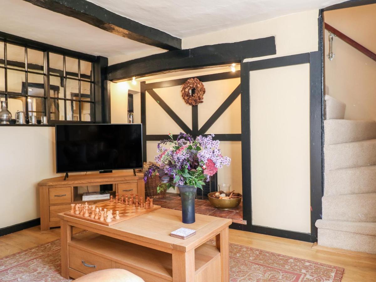 Bluebell Cottage ルージリー エクステリア 写真
